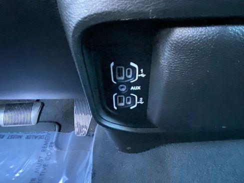 Used 2022 RAM 2500 Big Horn image 24