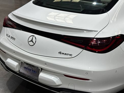 Used 2024 Mercedes-Benz CLE 300 4MATIC Coupe image 17