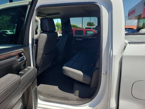 Used 2025 GMC Sierra 1500 SLT AWD/4WD image 12