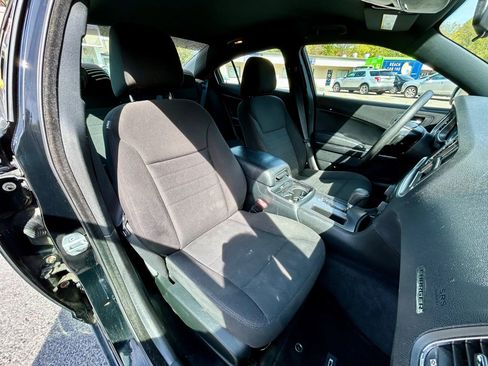 Used 2012 Dodge Charger SE image 16