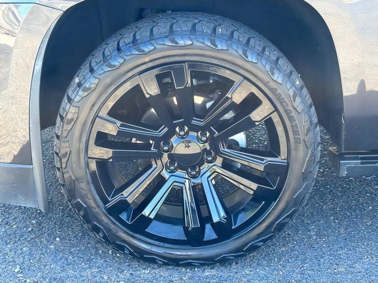 Used 2015 Cadillac Escalade Premium AWD/4WD image 10