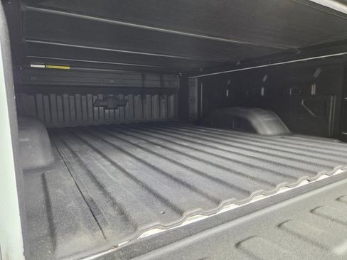 Used 2022 Chevrolet Silverado 2500 LTZ AWD/4WD image 11