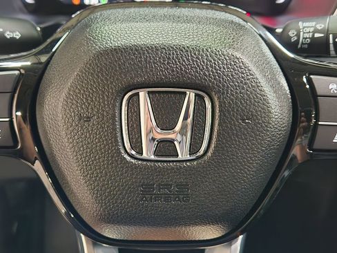 Used 2023 Honda Pilot Touring image 48