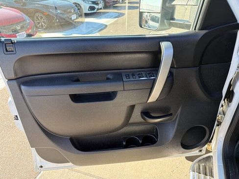 Used 2013 Chevrolet Silverado 2500 LT w/ Suspension Package, Off-Road image 16