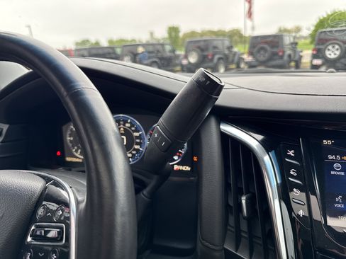 Used 2015 Cadillac Escalade ESV Premium AWD/4WD image 23