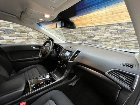 Used 2019 Ford Edge SE AWD/4WD image 15