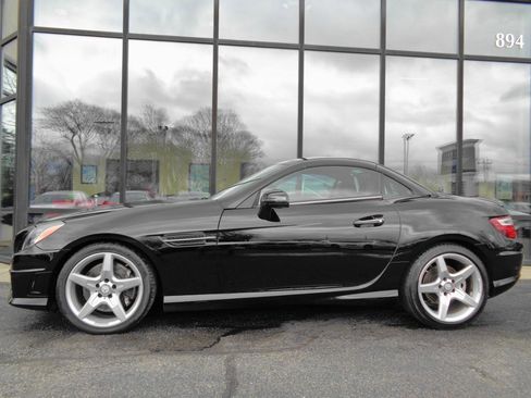 Used 2013 Mercedes-Benz SLK 250 w/ Premium I Pkg image 9