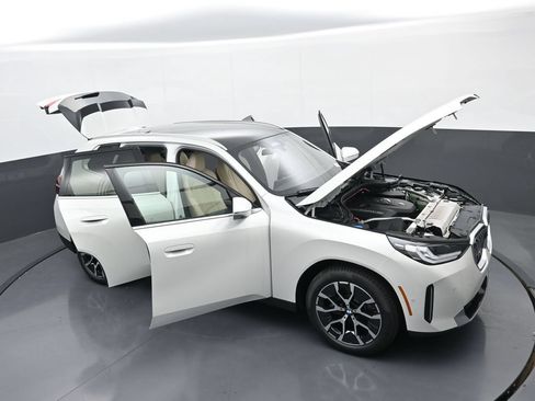 New 2026 BMW X3 xDrive30i w/ Premium Package AWD/4WD image 38