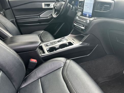 Certified 2020 Ford Explorer ST w/ ST Street Pack image 17