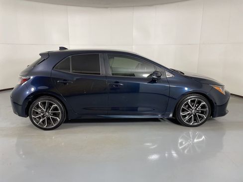 Used 2022 Toyota Corolla XSE image 9