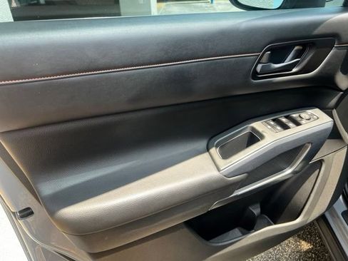 Used 2023 Nissan Pathfinder Rock Creek AWD/4WD image 17