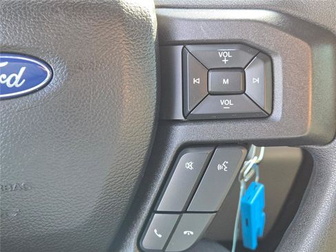 Used 2020 Ford F150 XLT image 31