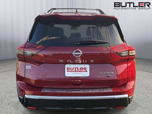 Used 2026 Nissan Rogue Platinum w/ Platinum Premium Package AWD/4WD image 5