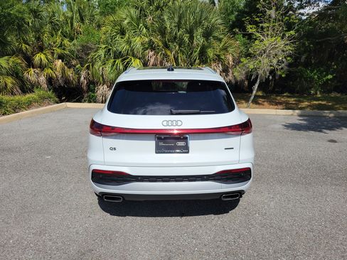 Certified 2025 Audi Q5 Prestige AWD/4WD image 5