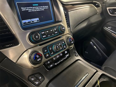 Used 2019 GMC Yukon Denali w/ Denali Ultimate Package image 18