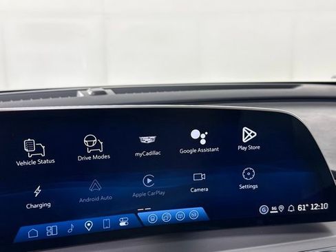 New 2026 Cadillac Lyriq Sport AWD/4WD image 18