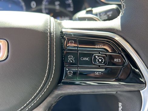 New 2025 Jeep Grand Cherokee L Overland w/ Trailer Tow Package image 14