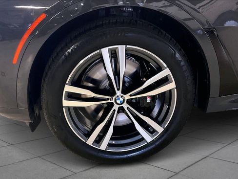 New 2026 BMW X7 xDrive40i w/ M Sport Package image 11