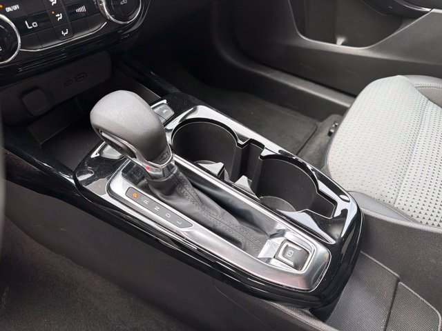 Used 2025 Chevrolet Trax LT FWD image 26