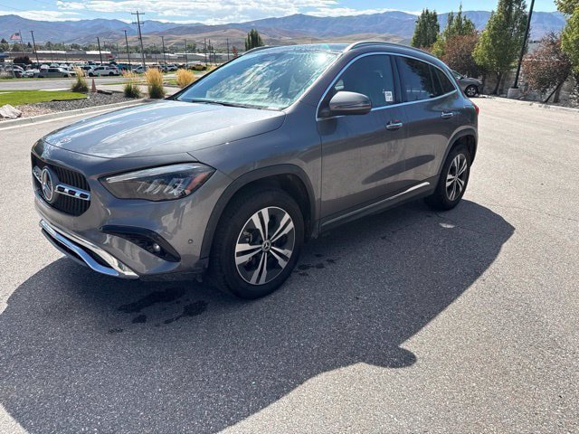 Used 2025 Mercedes-Benz GLA 250 4MATIC image 1