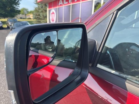 Used 2023 RAM 1500 Laramie image 16