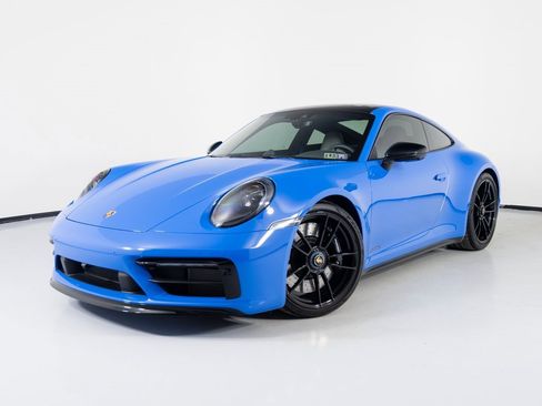 Certified 2024 Porsche 911 Carrera GTS image 1