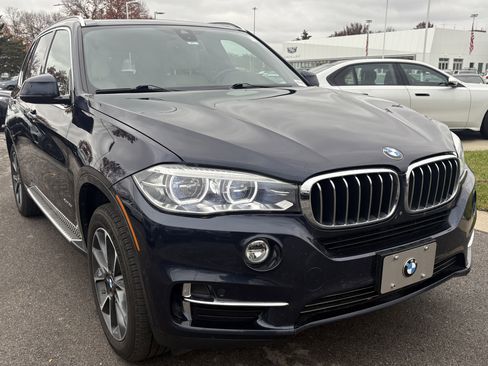 Used 2018 BMW X5 xDrive35i w/ Executive Package image 2