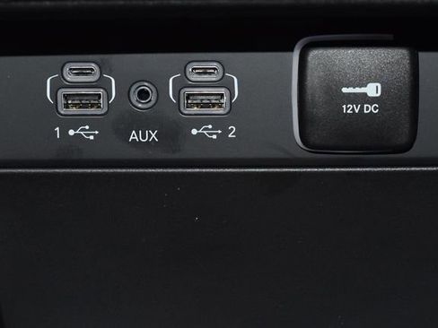 New 2025 Jeep Grand Cherokee Limited w/ Trailer Tow Package image 19