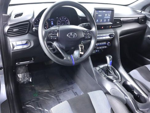 Used 2019 Hyundai Veloster 2.0 FWD image 9