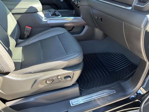 Used 2024 Chevrolet Silverado 2500 LTZ w/ LTZ Plus Package image 15