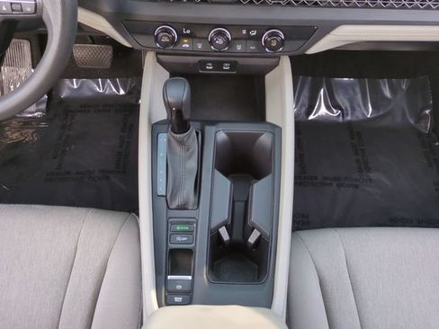 Used 2023 Honda Accord LX image 17