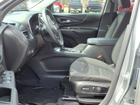 Certified 2024 Chevrolet Equinox LT w/ LPO, Floor Liner Package image 7