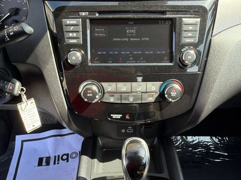 Used 2021 Nissan Rogue Sport S AWD/4WD image 20