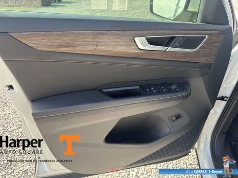 Used 2024 Volkswagen Atlas SEL AWD/4WD image 19