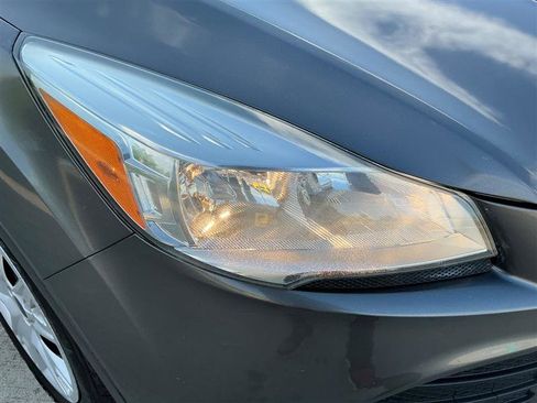 Used 2014 Ford Escape S FWD image 16