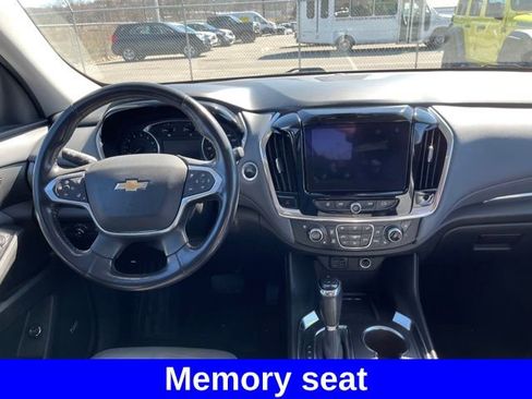 Used 2020 Chevrolet Traverse Premier image 12