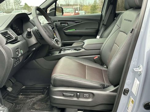 New 2026 Honda Ridgeline Black Edition image 4