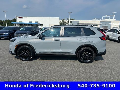 Used 2026 Honda CR-V Sport image 2