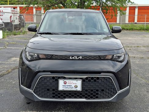 Used 2023 Kia Soul LX w/ Option Group 015 FWD image 8
