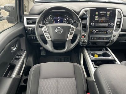 Used 2021 Nissan Titan SV w/ SV Convenience Package