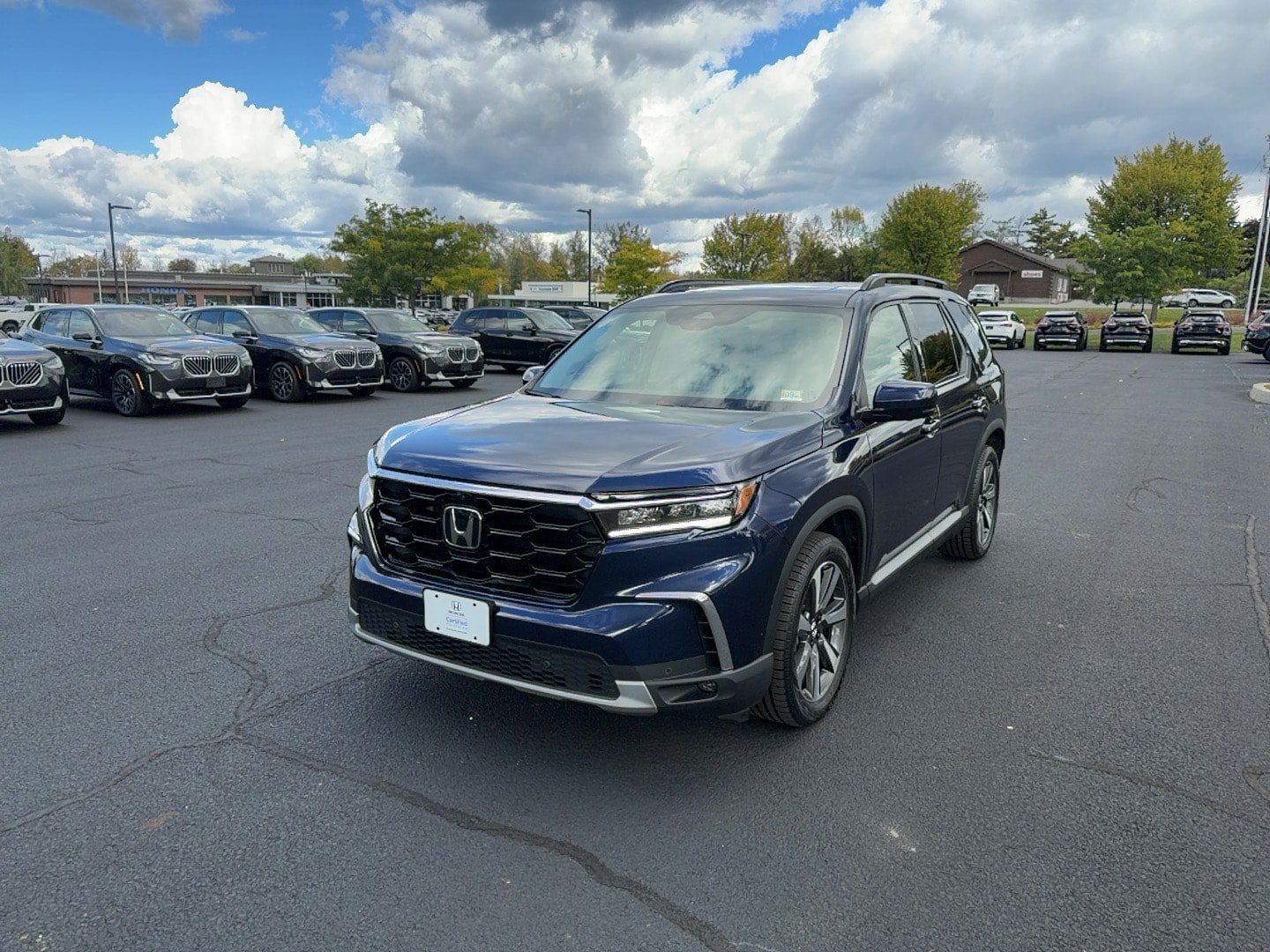 Certified 2024 Honda Pilot Elite image 1