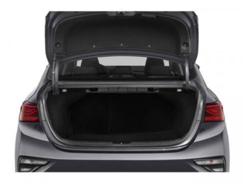 Used 2019 Kia Forte S image 12