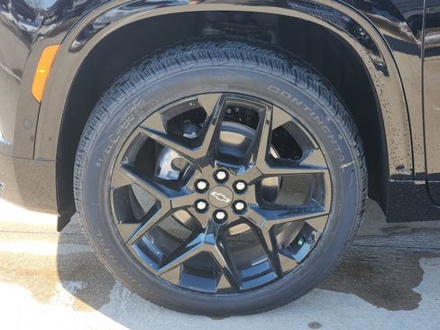 New 2026 Chevrolet Traverse RS w/ LPO, Floor Liner Package image 8