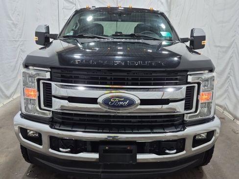 Used 2019 Ford F250 XLT w/ XLT Premium Package image 7