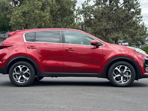 Used 2020 Kia Sportage LX FWD image 3