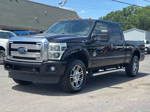 Used 2013 Ford F250 Platinum w/ FX4 Off Road Pkg AWD/4WD image 4