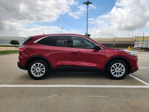 Used 2022 Ford Escape SE w/ Convenience Package image 4