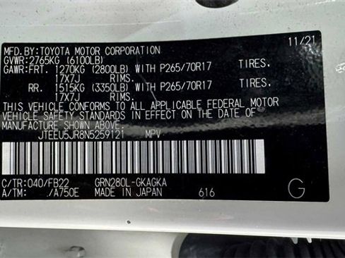 Used 2022 Toyota 4Runner SR5 image 35