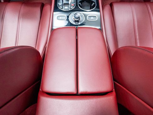 Used 2020 Bentley Bentayga AWD/4WD image 40