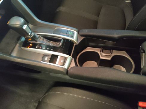 Used 2018 Honda Civic EX image 26